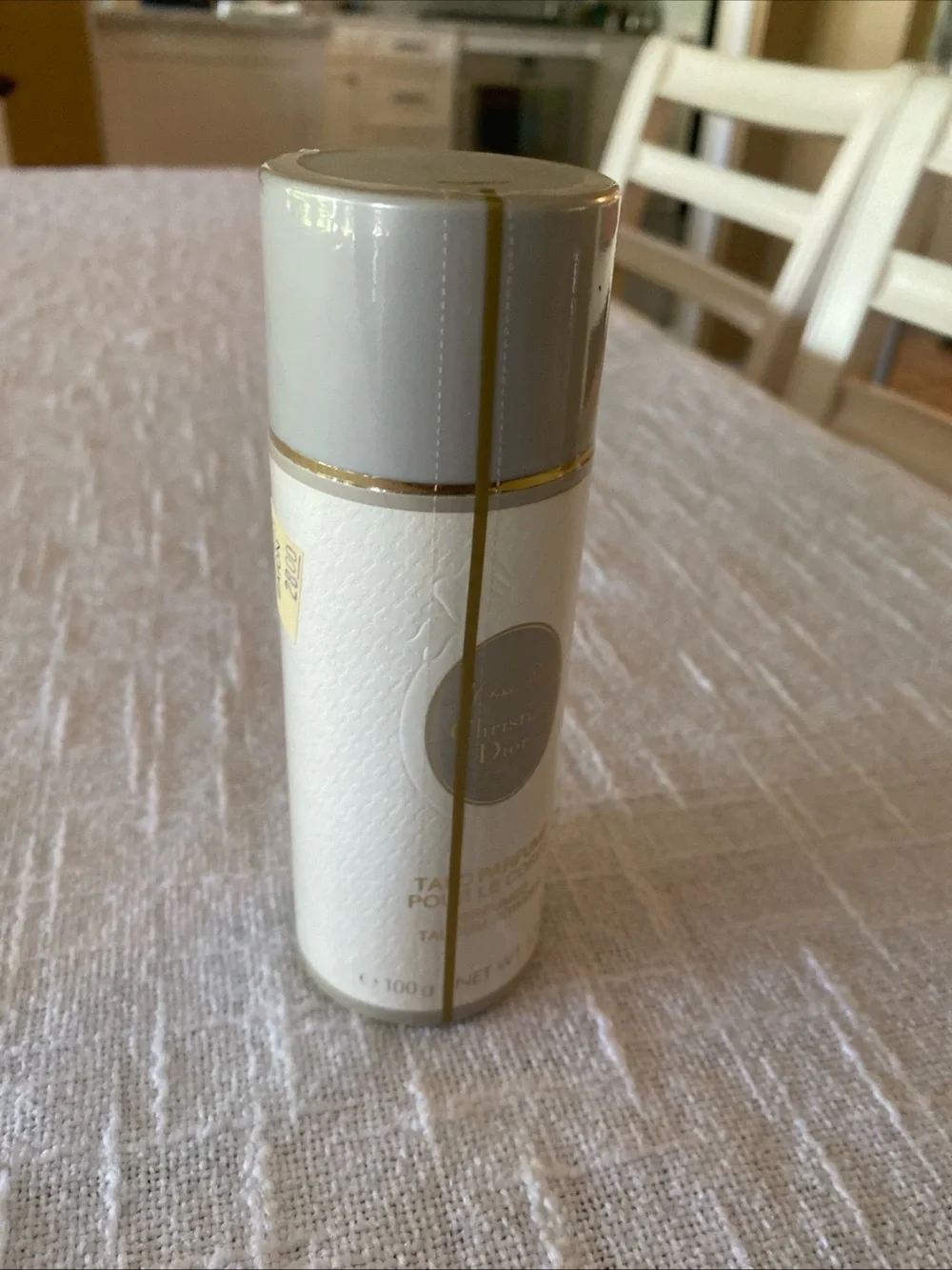 Christian Dior- Miss Dior White and Silver Talc Parfumé Body Powder
